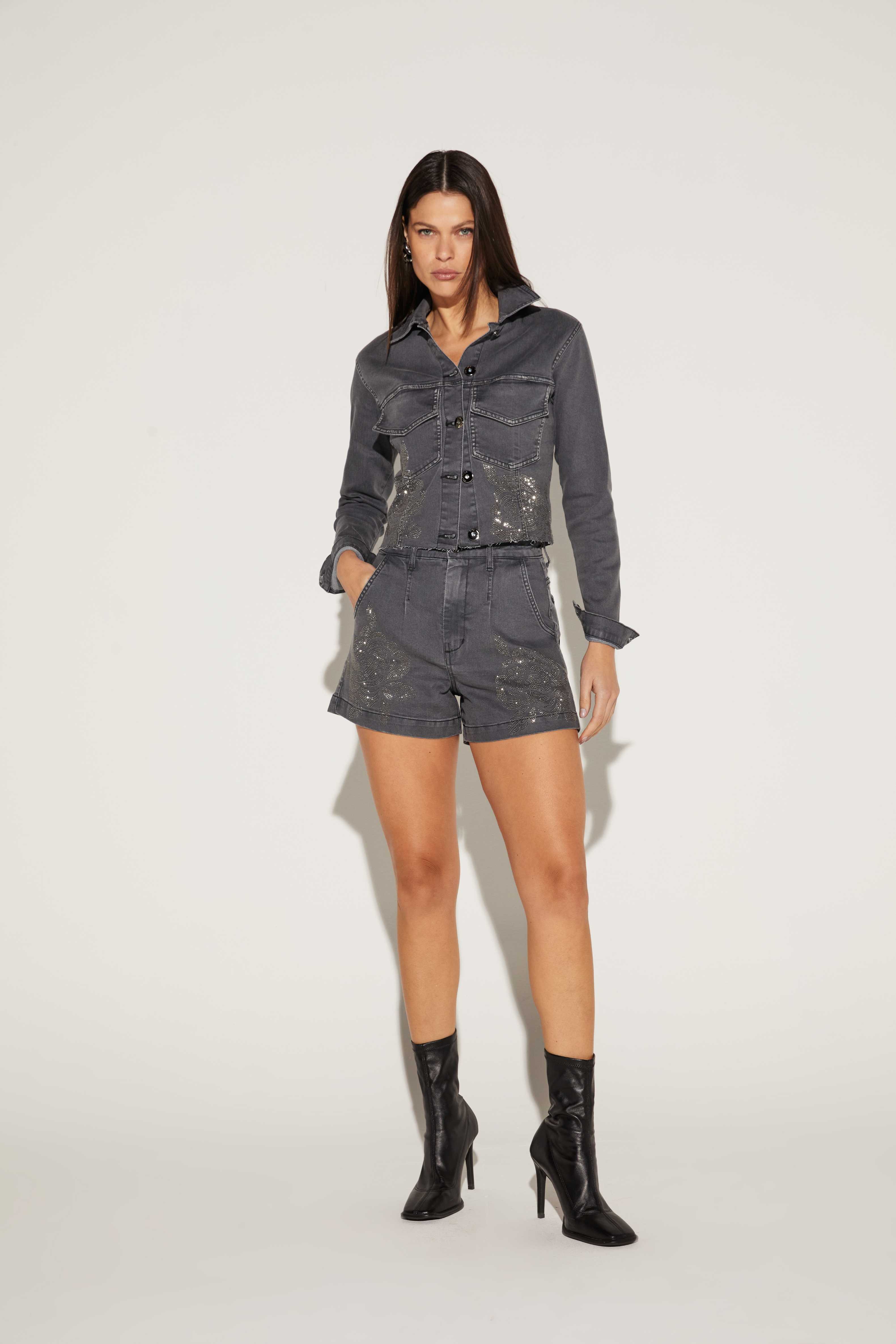 BERMUDA FEMININA STRASS JEANS ONCA PRETA
