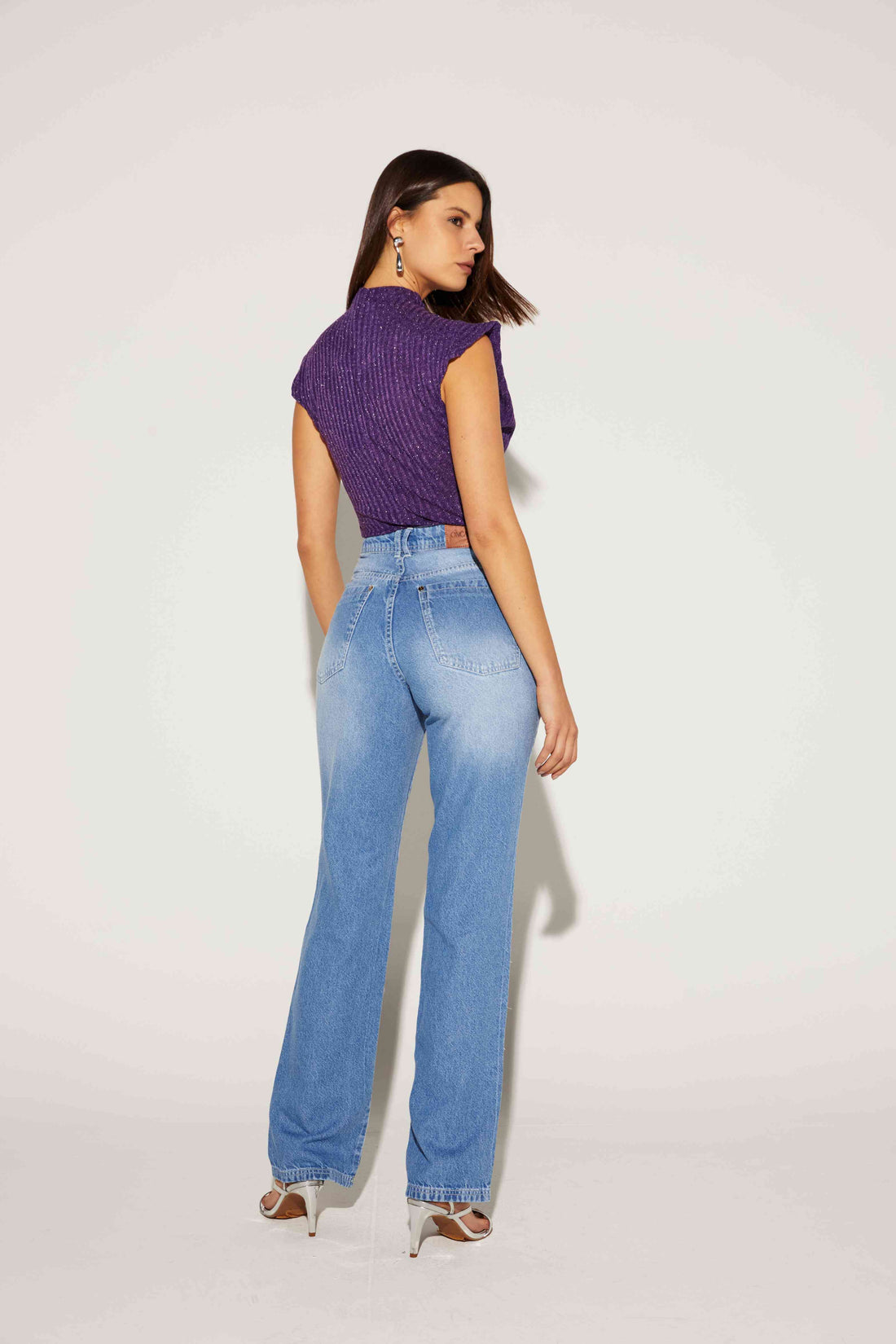 CALÇA RETA JEANS EMBOLSE JEANS ONCA PRETA