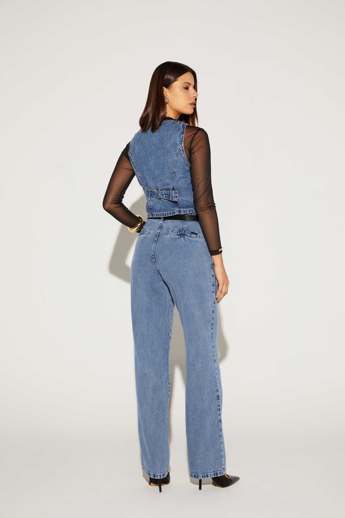 CALÇA FEMININA RETA JEANS ONÇA PRETA