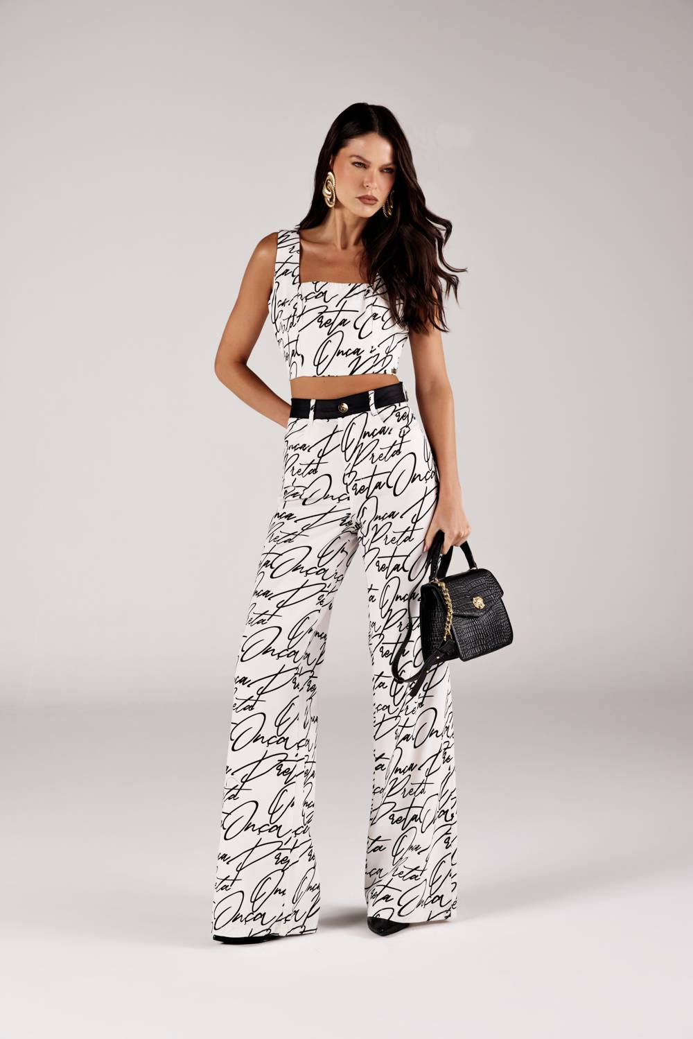 CALÇA WIDELEG SIGNATURE JEANS ONÇA PRETA