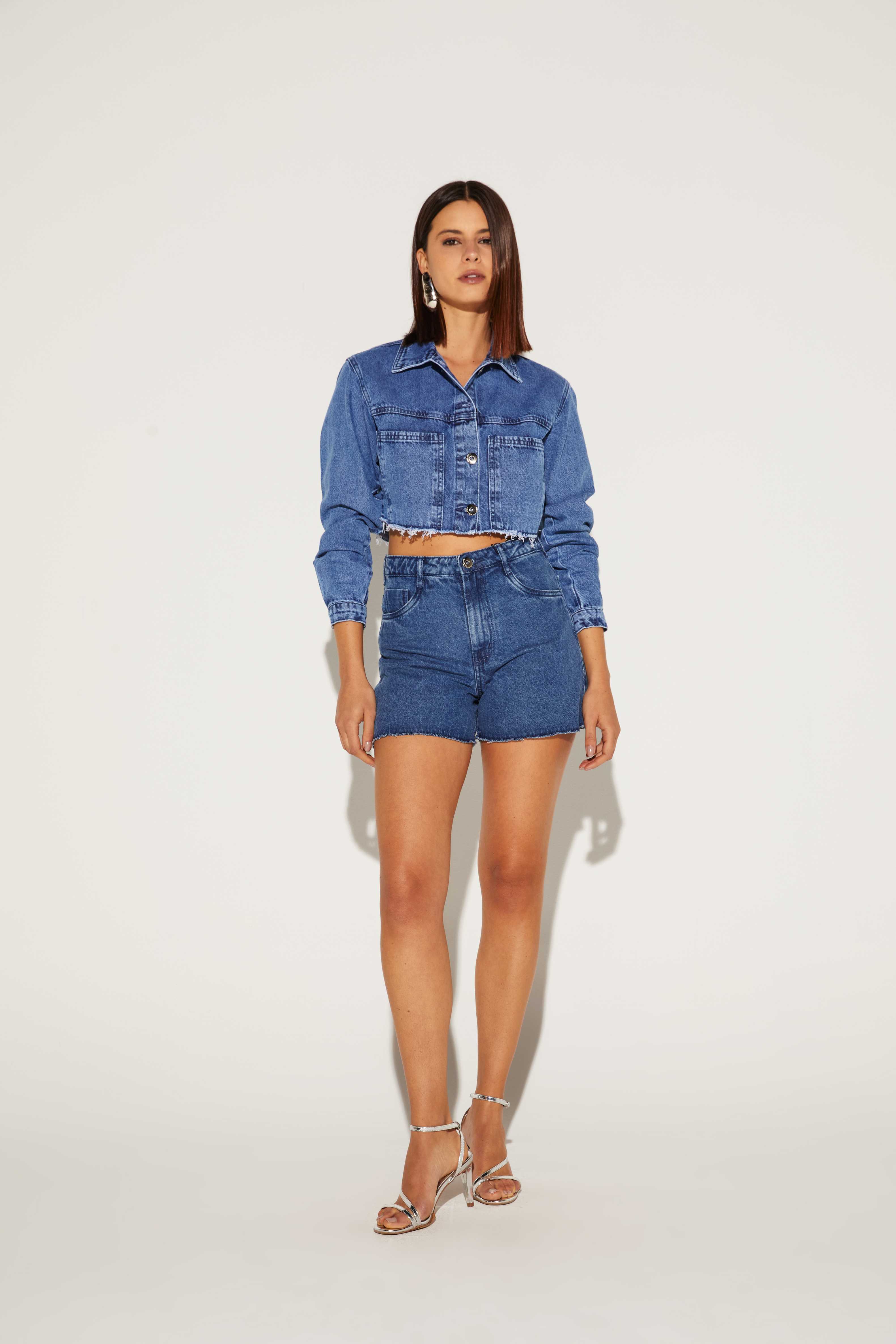 SHORTS FEMININO LAVAÇÃO MÉDIA JEANS ONCA PRETA