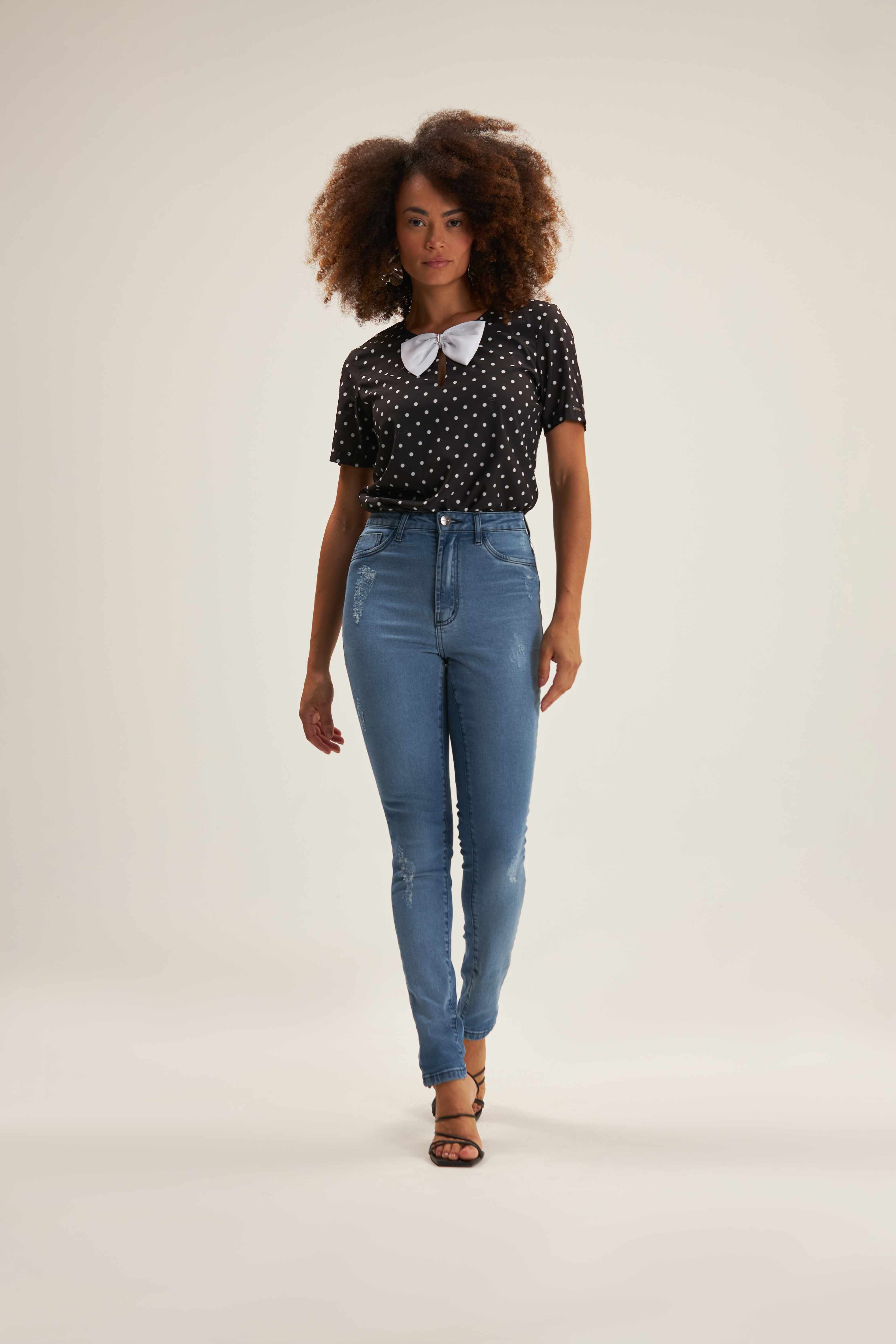 BLUSA POA COM LACOS ONCA PRETA