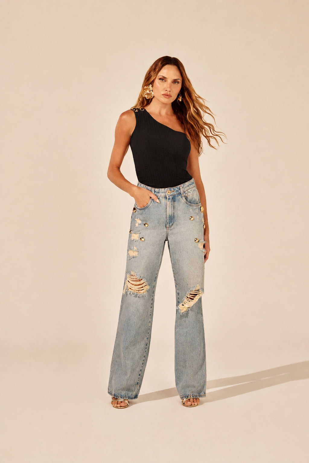 BLUSA UM OMBRO SÓ DETALHE AVIAMENTO