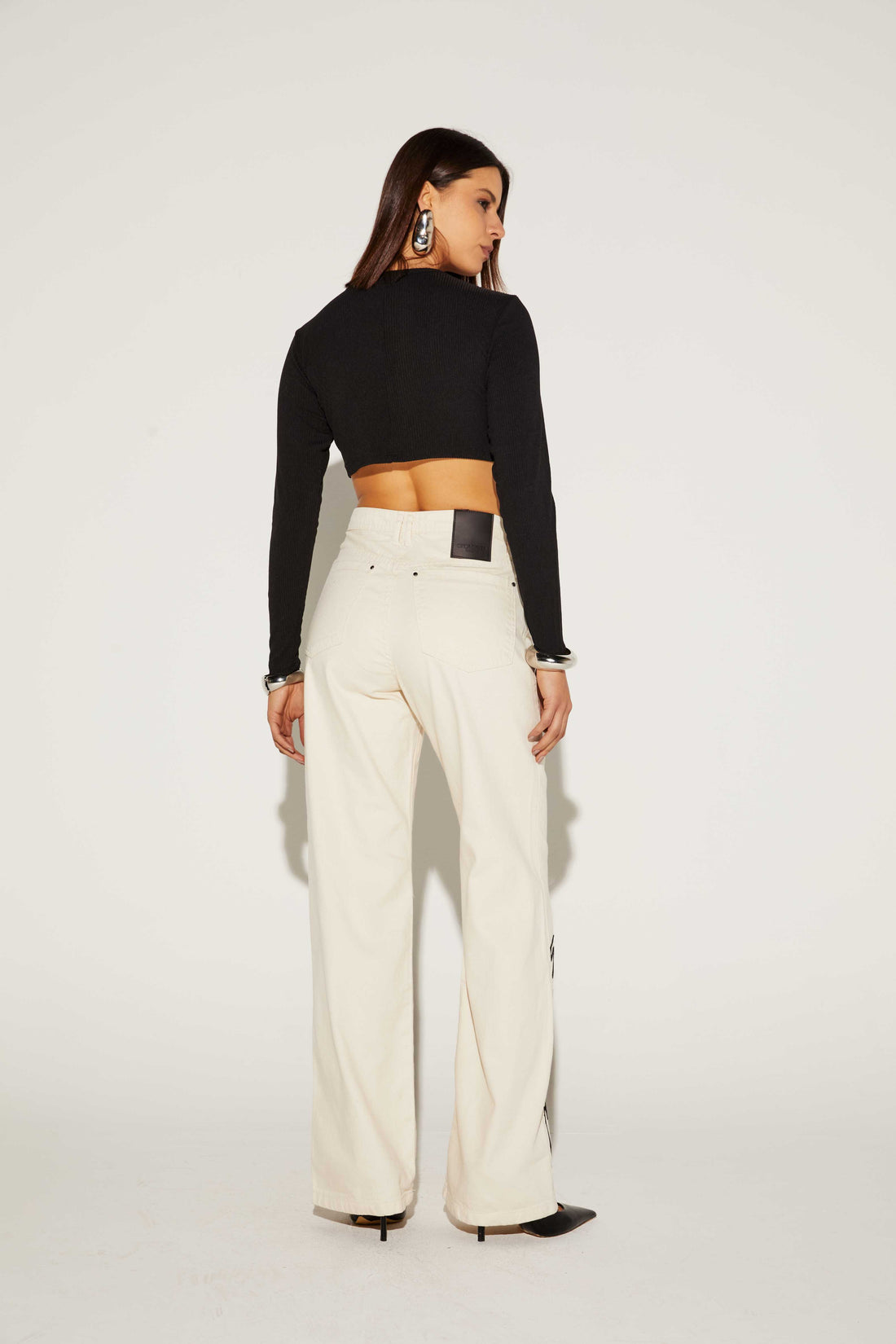 BLUSA CROPPED FEMININO BASICA ONCA PRETA