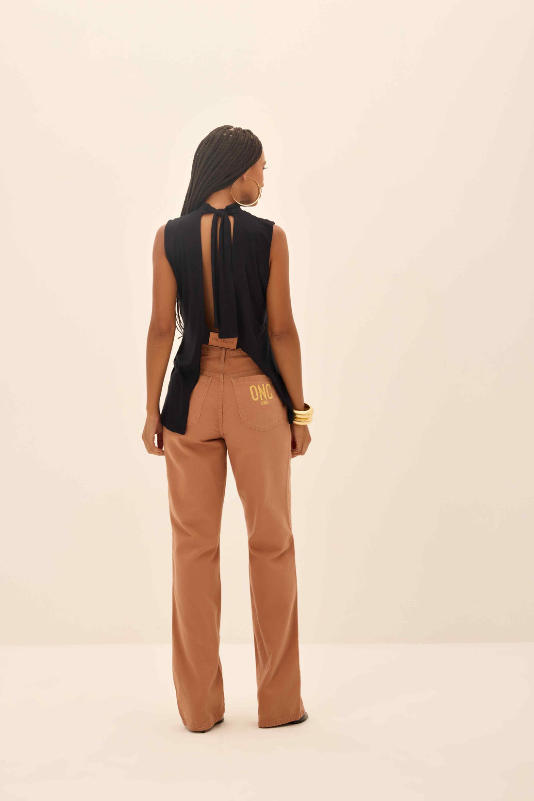 BLUSA FEMININA FRENTE UNICA AMARRAÇAO COSTAS ONCA PRETA