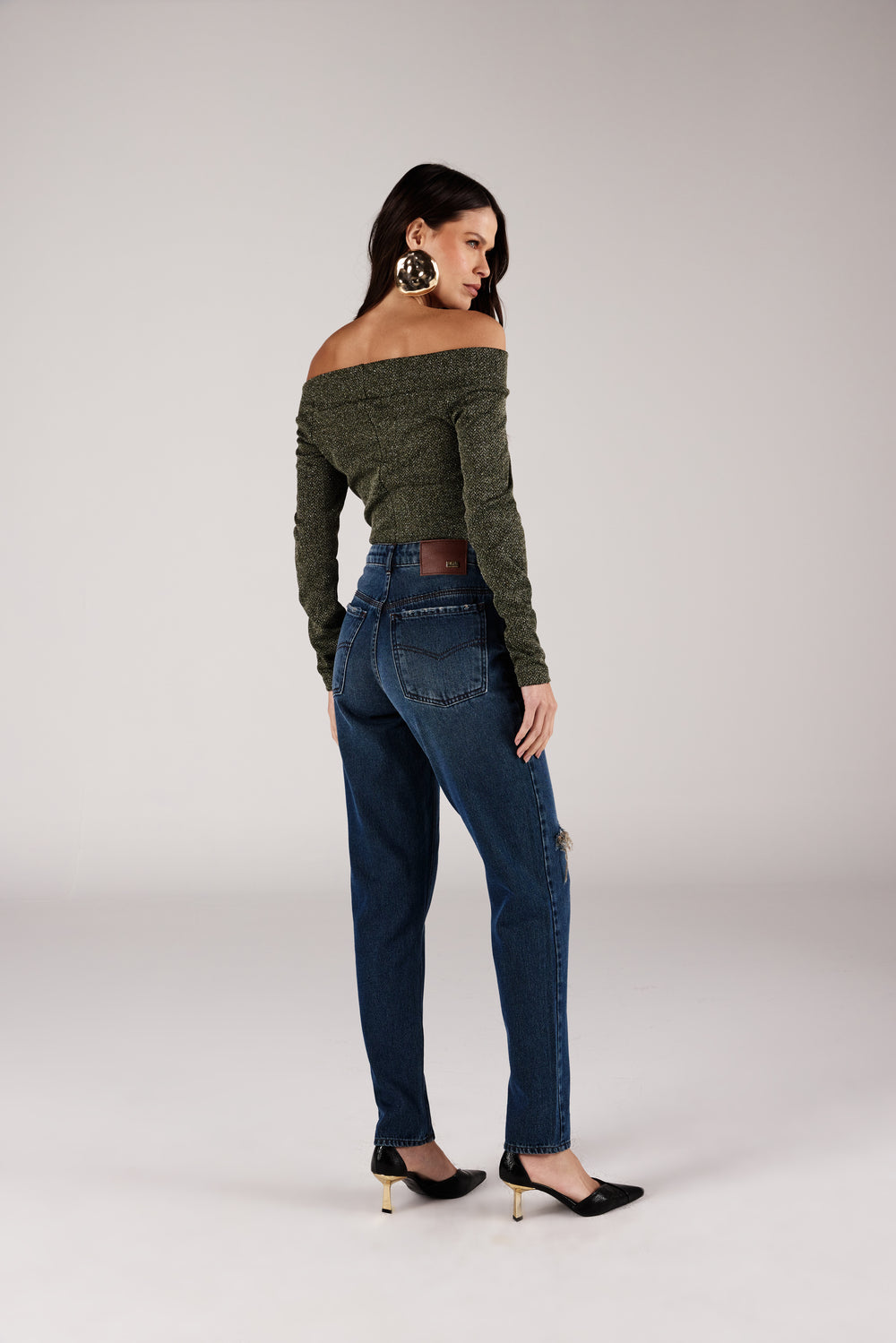 BLUSA OMBRO A OMBRO GOLA ALTA ZÍPER