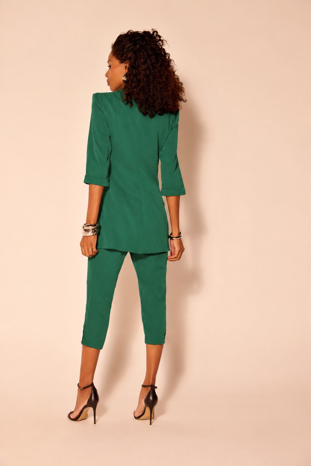 BLAZER FEMININO ALFAIATARIA BASICO ONCA PRETA