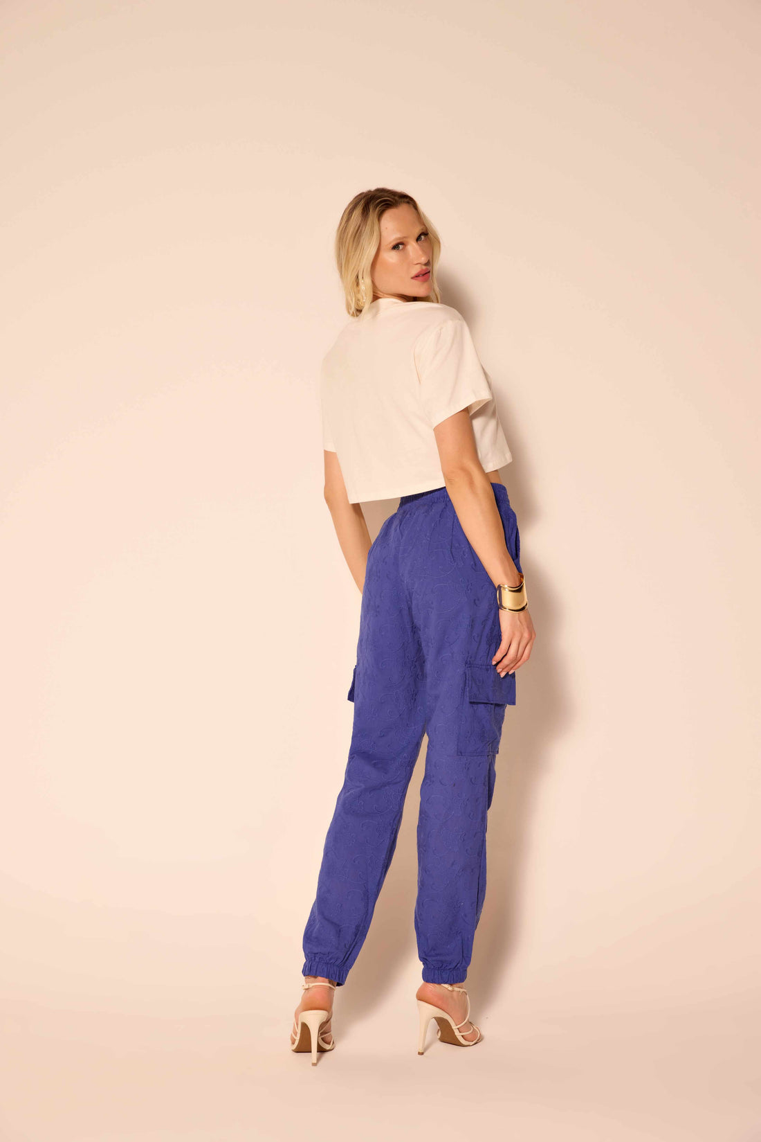 CALÇA FEMININA JOGUER CARGO LASE ONCA PRETA