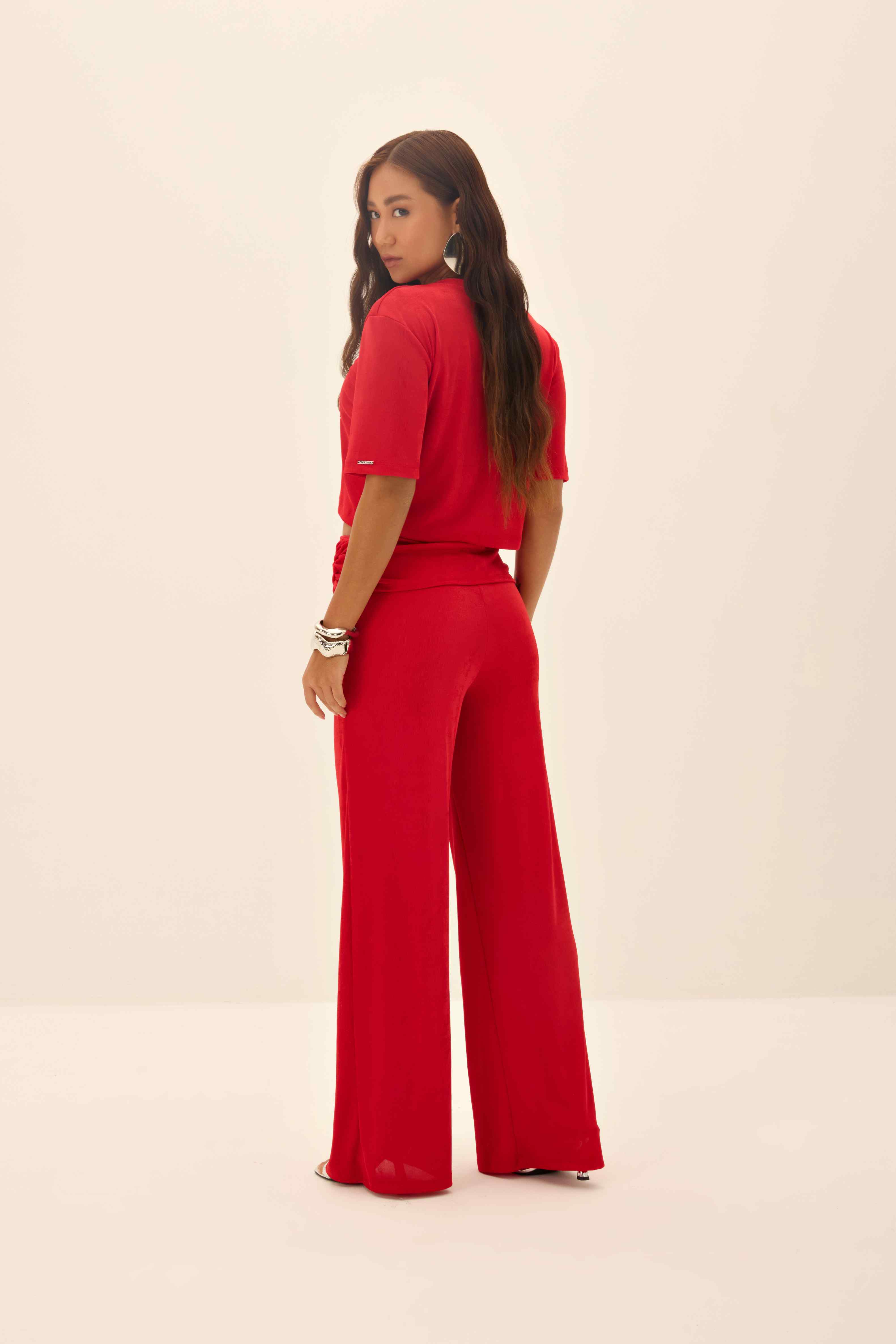 CALÇA FEMININA WIDELEG FRANZIDO LATERAL ONCA PRETA