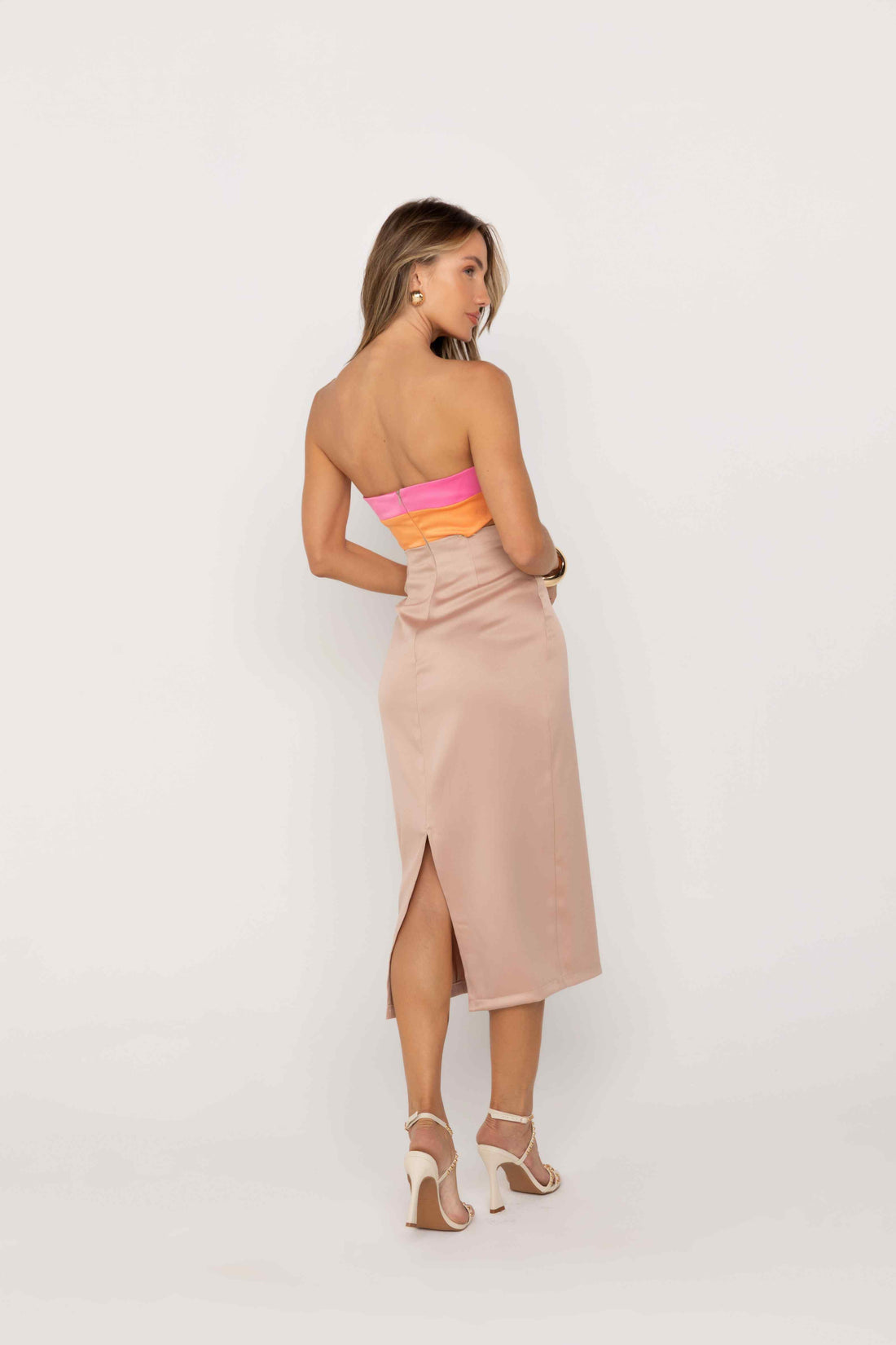 VESTIDO TOMARA QUE CAIA COLOR ONÇA PRETA