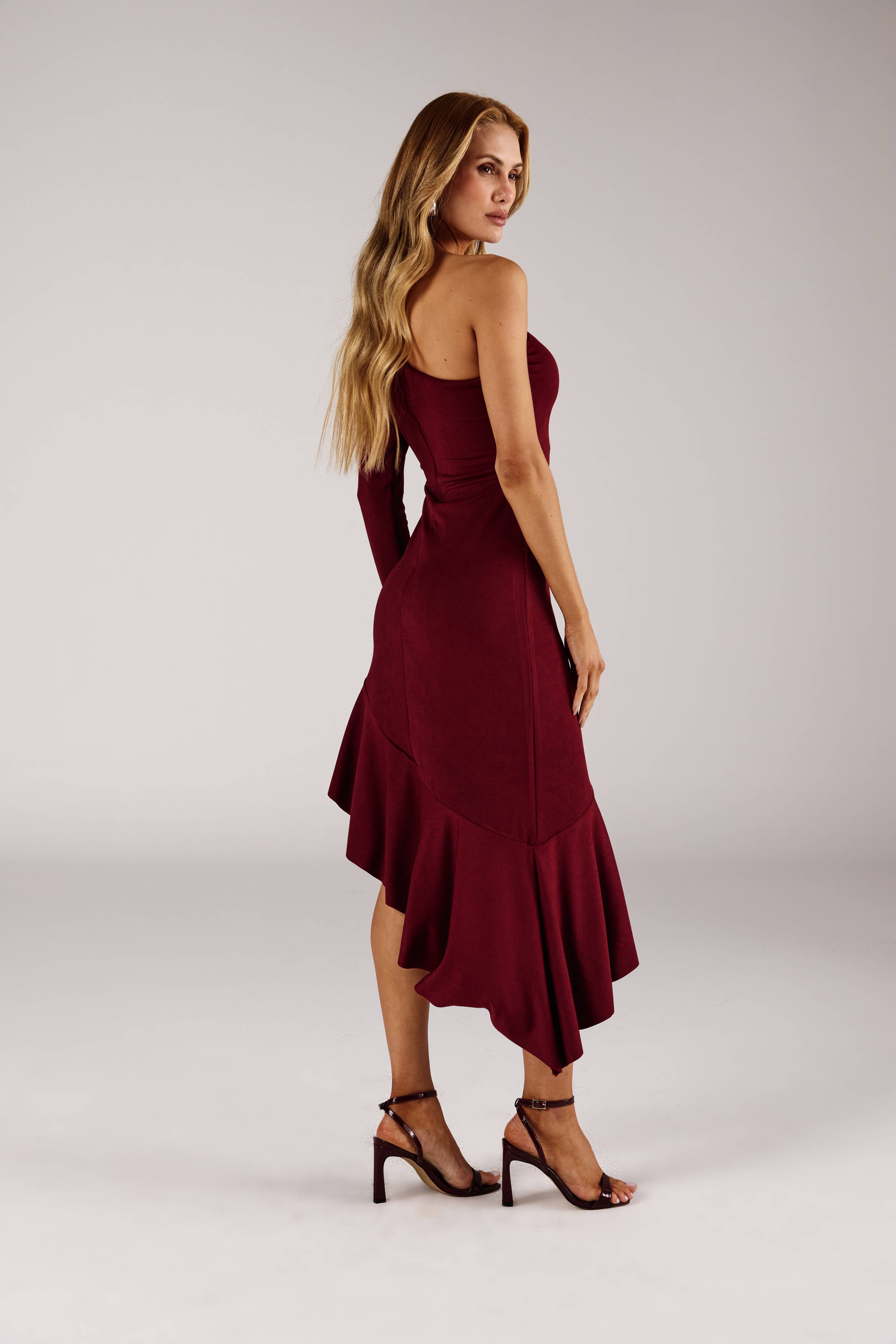 VESTIDO MIDI ASSIMÉTRICO BABADO UM OMBRO SÓ