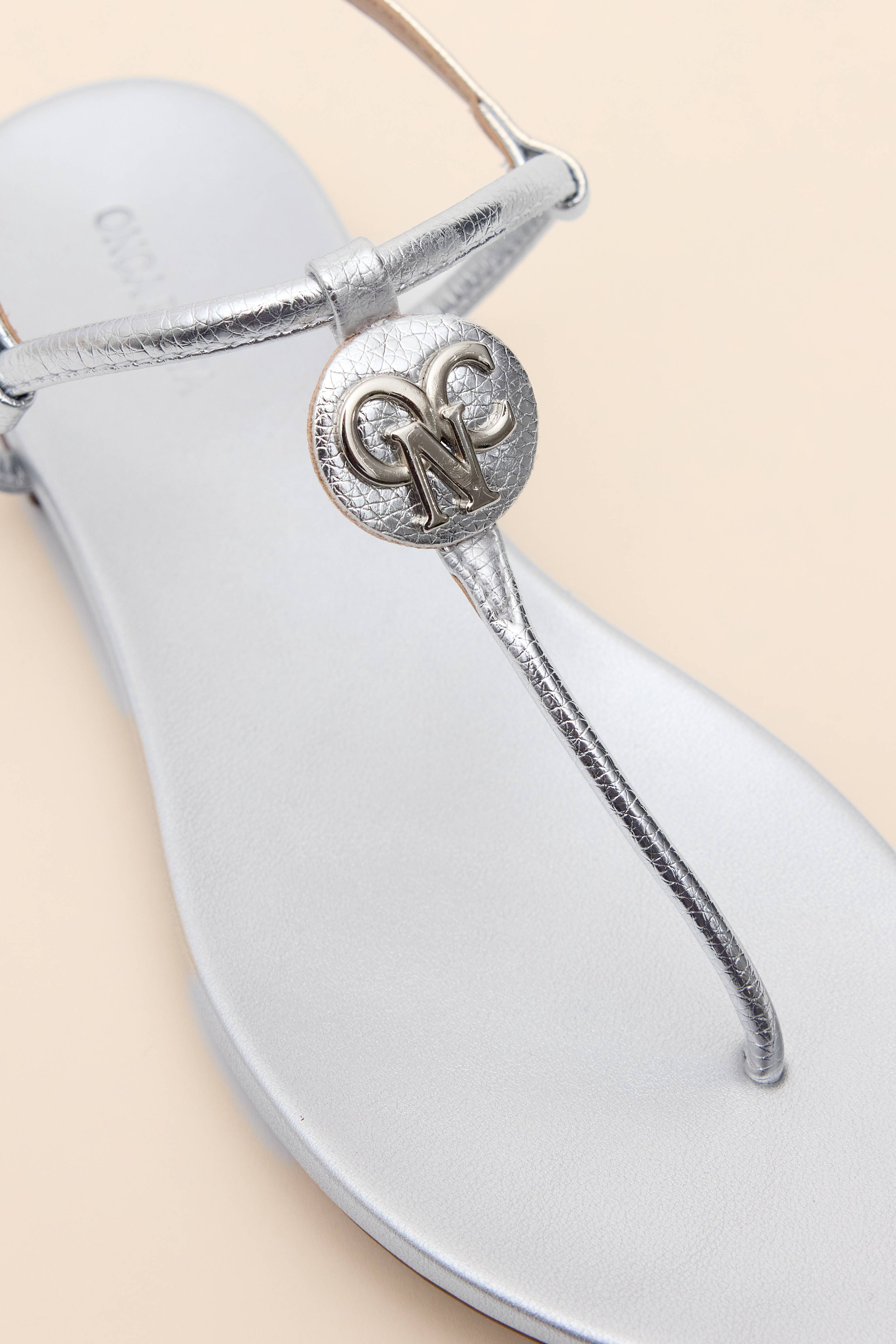 RASTEIRINHA BÁSICA DETALHE METAL