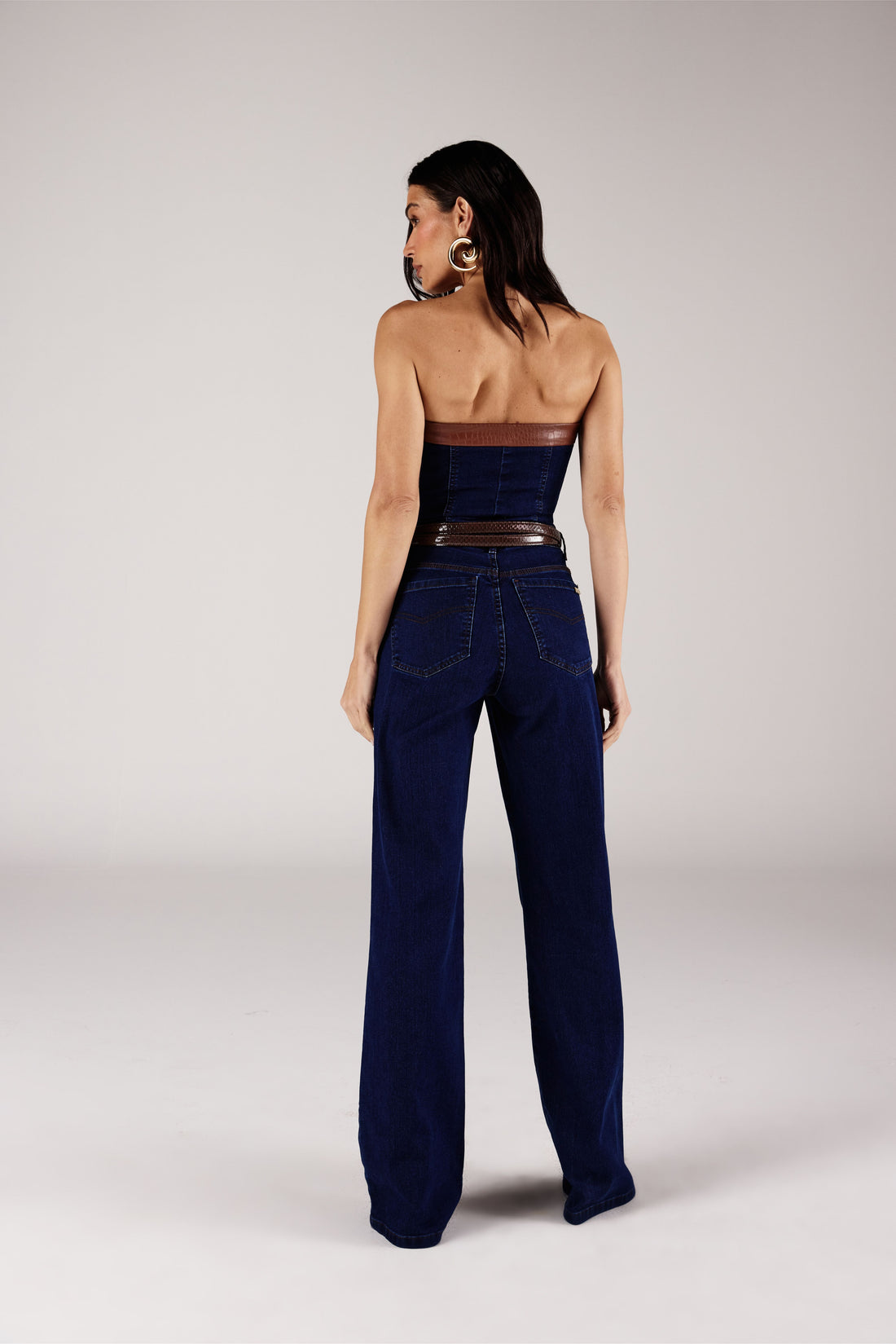 MACACÃO  FEMININO CÓS COURO CROCO JEANS ONÇA PRETA