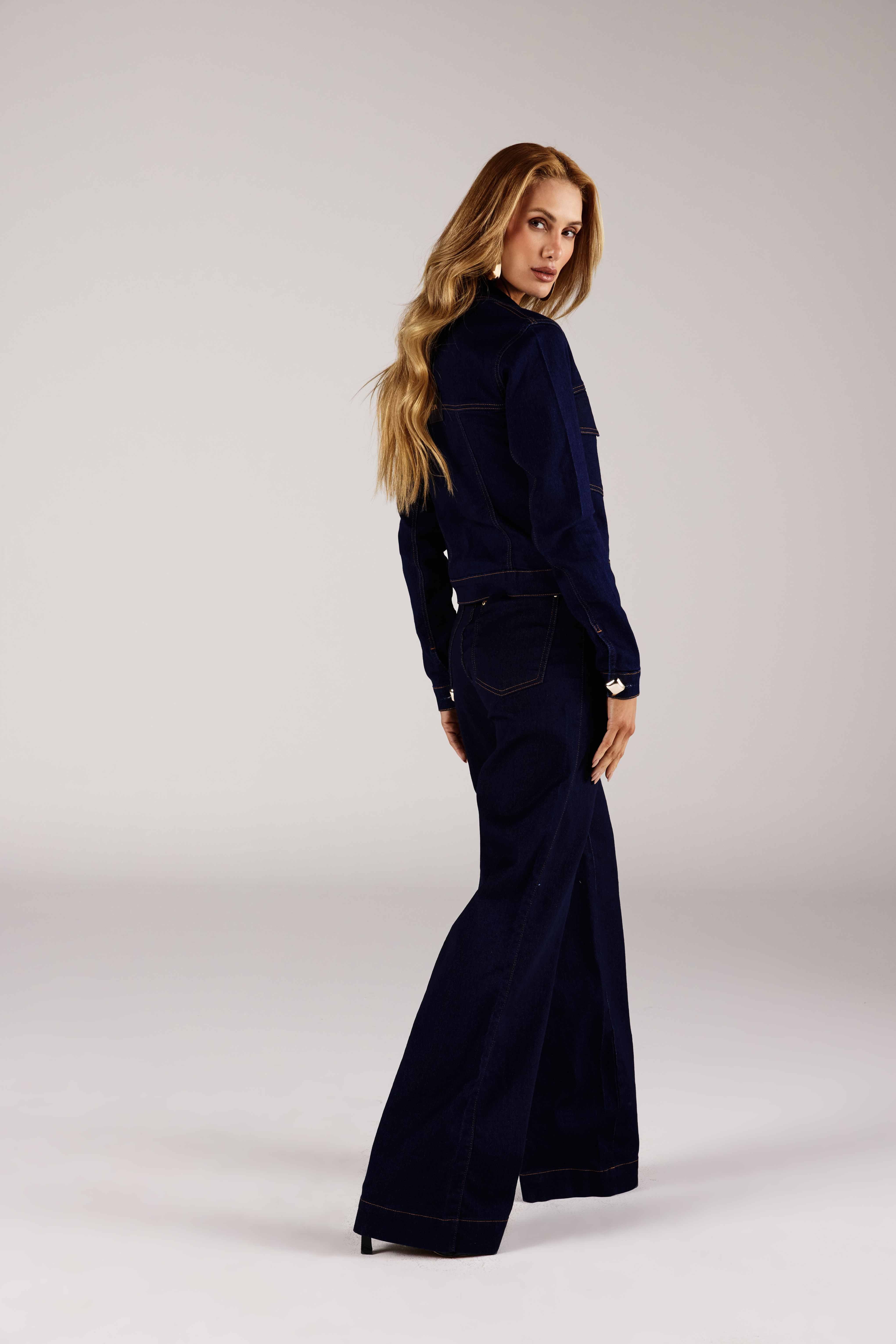 JAQUETA FEMININA TRADICIONAL AMACIADA JEANS ONÇA PRETA