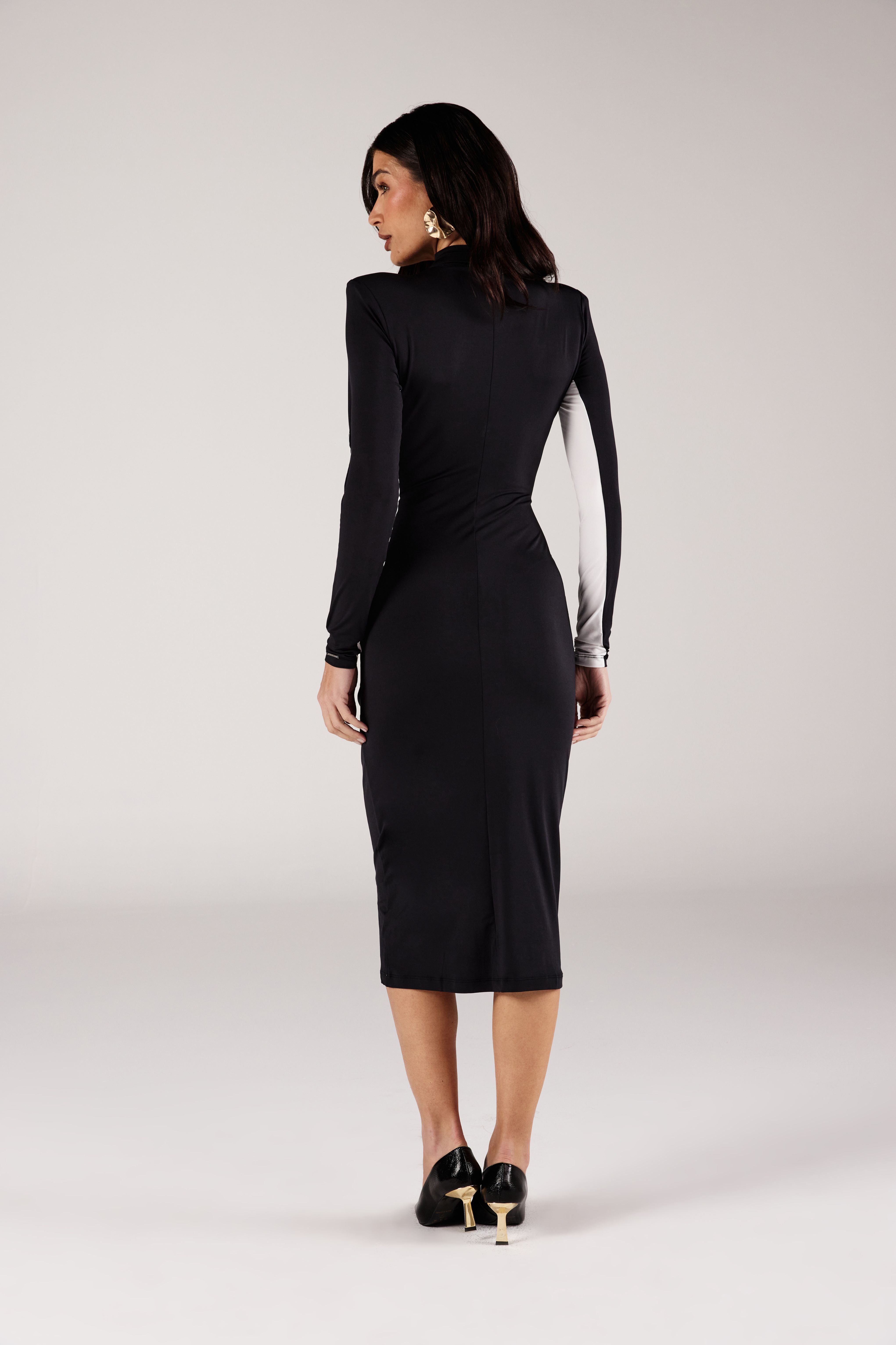VESTIDO SUPER MIDI FEMININO P&B FRANZIDO ONÇA PRETA